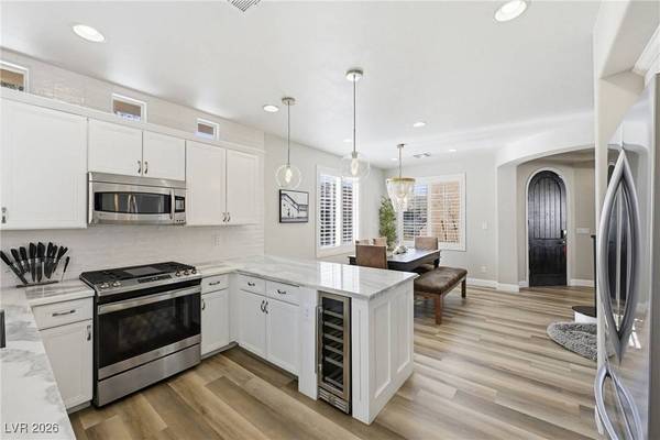 11230 Merado Peak DR, Las Vegas, NV 89135
