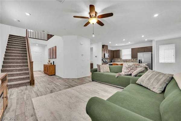 6123 Rose Springs AVE, Las Vegas, NV 89130