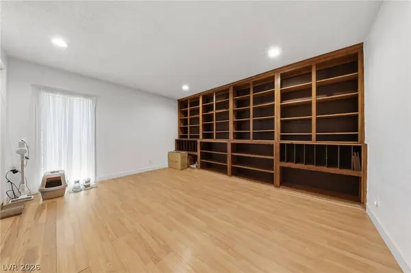 2529 Arenas ST, Las Vegas, NV 89102