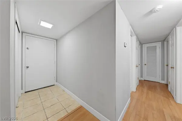 2529 Arenas ST, Las Vegas, NV 89102