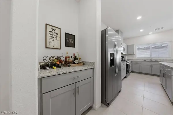 10948 Lancaster Park AVE, Las Vegas, NV 89166