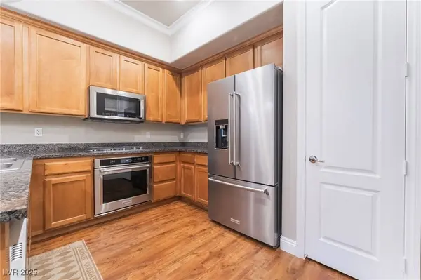 50 E Serene AVE #320, Las Vegas, NV 89123