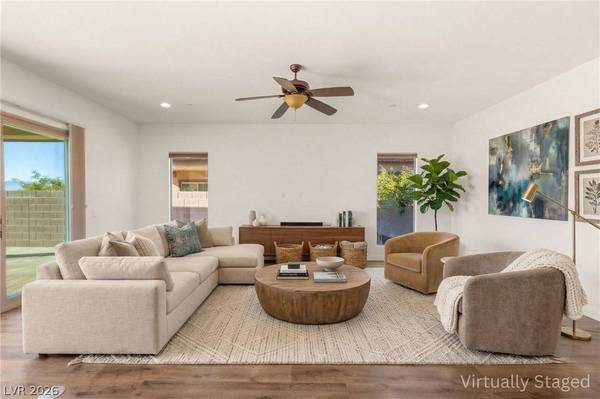 2069 Alto Vista DR, Henderson, NV 89052