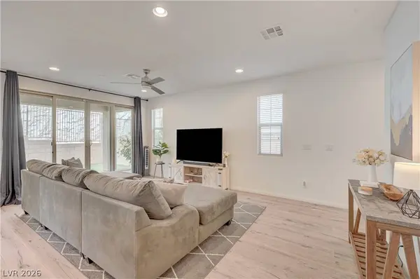 81 Moon Hill DR, Henderson, NV 89011