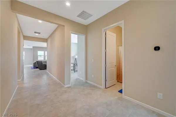 10124 Meandering Dell AVE, Las Vegas, NV 89166