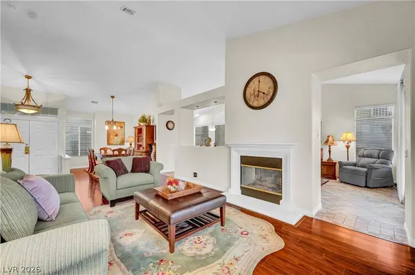 8421 Willow Point CT, Las Vegas, NV 89128