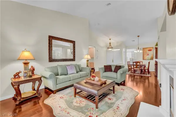 8421 Willow Point CT, Las Vegas, NV 89128