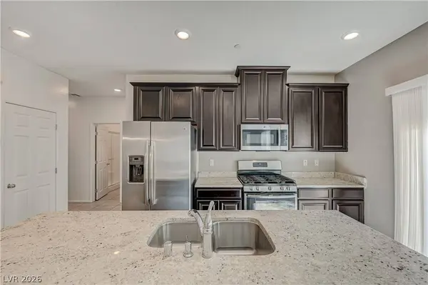 2455 Sunflower Days AVE #1056, North Las Vegas, NV 89031