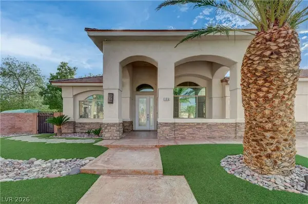 135 E Mesa Verde LN, Las Vegas, NV 89123