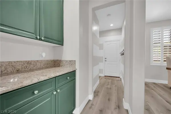 7566 Mezzanine View AVE, Las Vegas, NV 89178