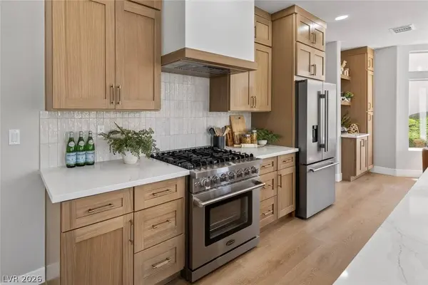 2825 Billy Casper DR, Las Vegas, NV 89134