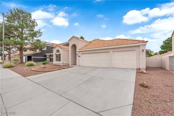 7412 Summer Crest LN, Las Vegas, NV 89129