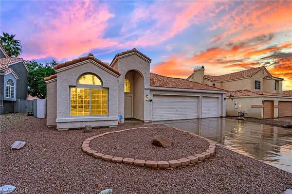 7412 Summer Crest LN, Las Vegas, NV 89129