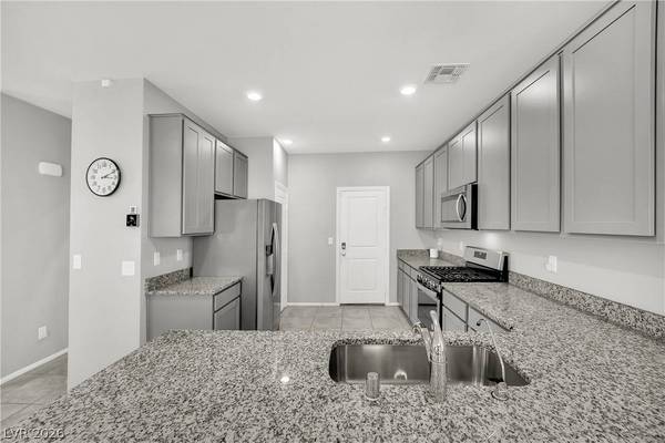 5704 Mia Skye ST, Las Vegas, NV 89148