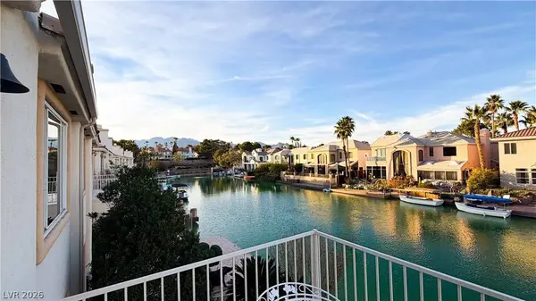 8740 Carlitas Joy CT, Las Vegas, NV 89117