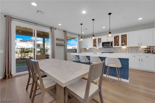 10388 Thurso AVE, Las Vegas, NV 89166