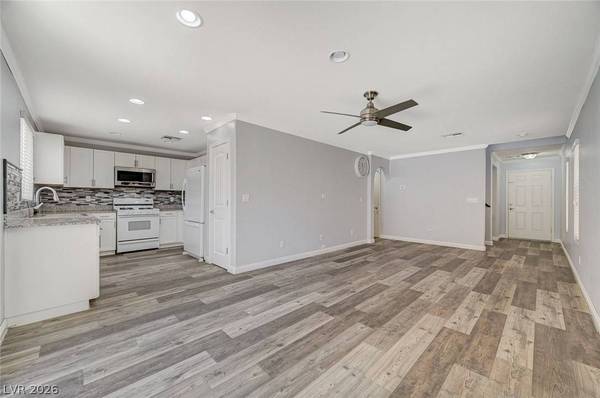 10223 Danskin DR, Las Vegas, NV 89166