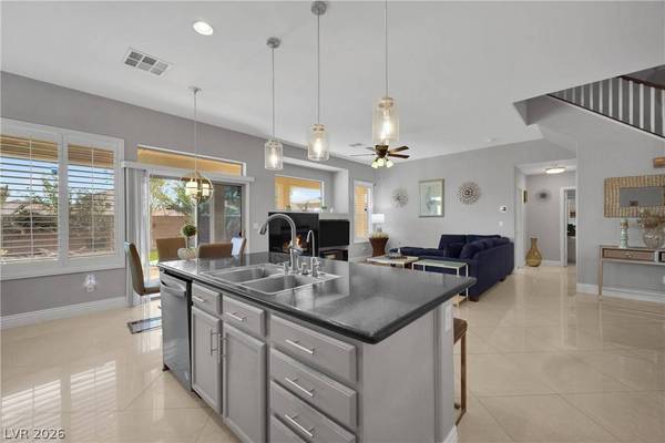 6277 Cyclone AVE, Las Vegas, NV 89110