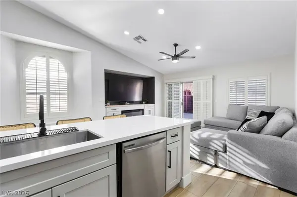 1844 Grand Prairie AVE, North Las Vegas, NV 89032