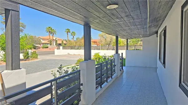 2870 Belcastro ST, Las Vegas, NV 89117