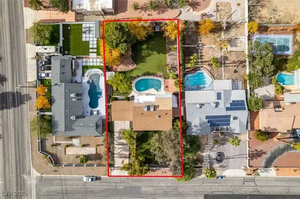 2875 Rosanna ST, Las Vegas, NV 89117