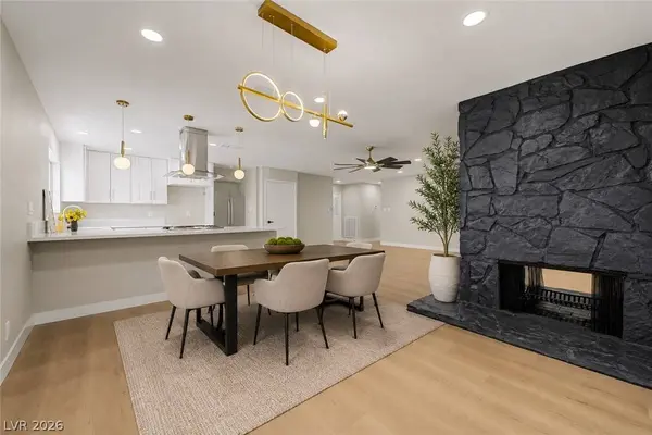 324 Lakehurst RD, Las Vegas, NV 89145