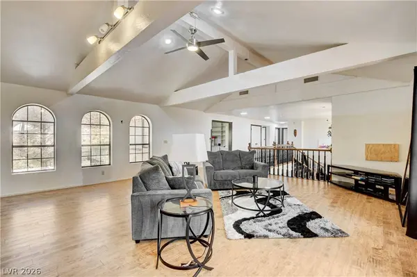672 Los Feliz ST, Las Vegas, NV 89110
