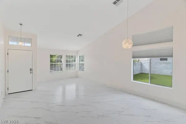 2660 Rosanna ST, Las Vegas, NV 89117