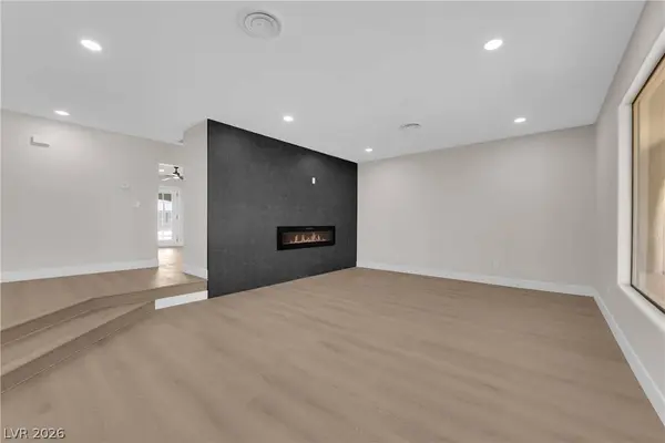 2880 Casey DR, Las Vegas, NV 89120