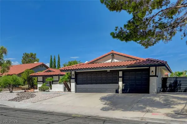 8904 Pesaro DR, Las Vegas, NV 89117