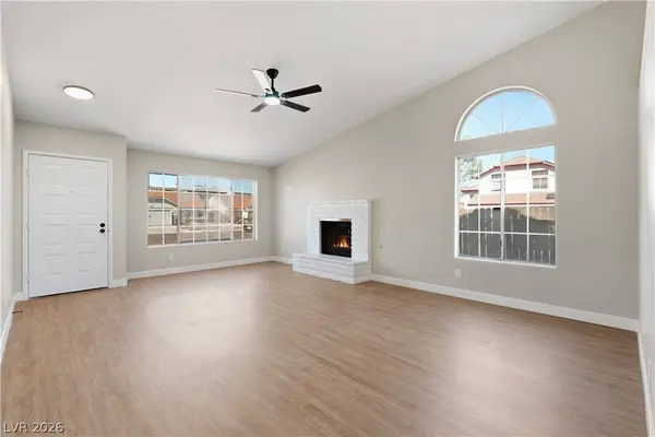 1013 Greystone DR, Las Vegas, NV 89108