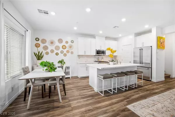 600 N Carriage Hill DR #1045, Las Vegas, NV 89138