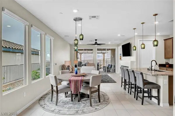 74 Lake Bluff CT, Henderson, NV 89011