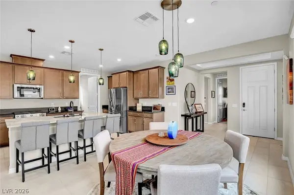 74 Lake Bluff CT, Henderson, NV 89011