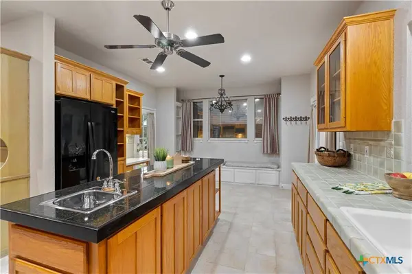 400 Indian Hills RD, Gatesville, TX 76528