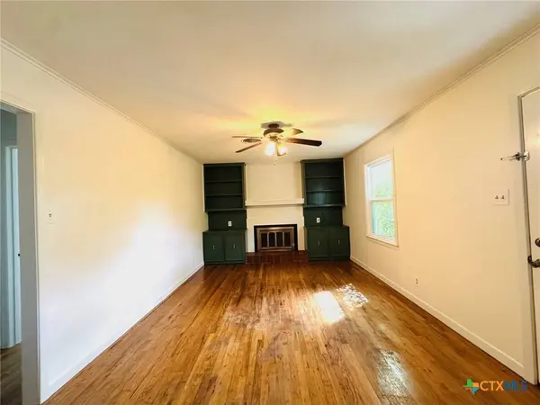 302 N 28th ST, Gatesville, TX 76528