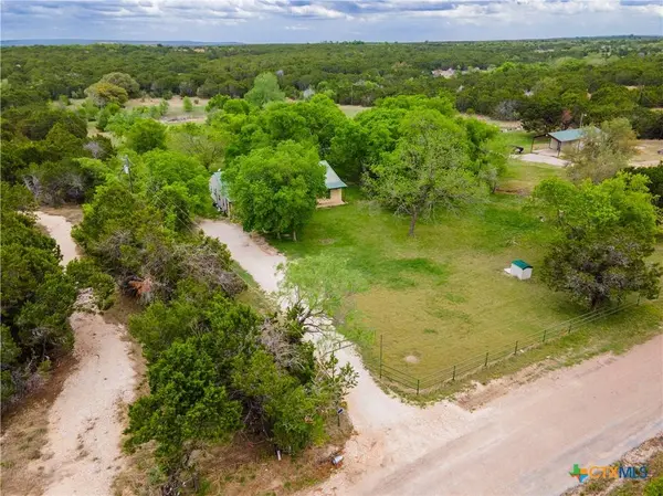 1125 King Country RD, Gatesville, TX 76528