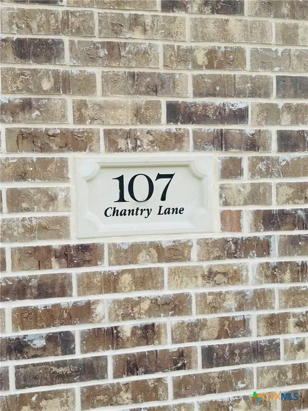107 Chantry LN, Gatesville, TX 76528