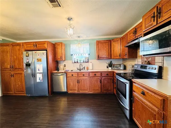 169 County Road 318, Jonesboro, TX 76538
