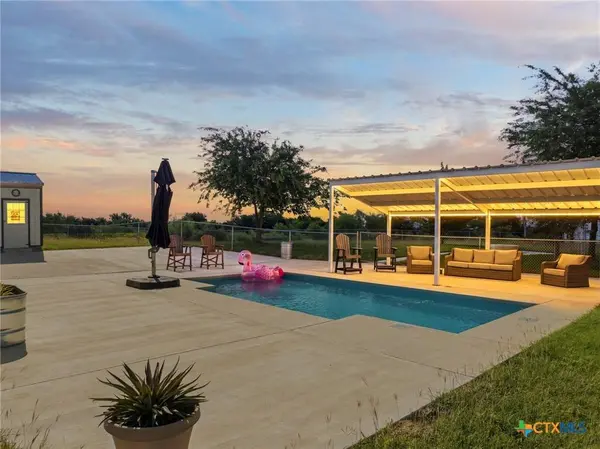 1227 Alexander RD, Moody, TX 76557