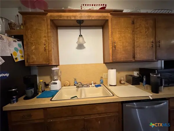 817 S Bell ST, Hamilton, TX 76531