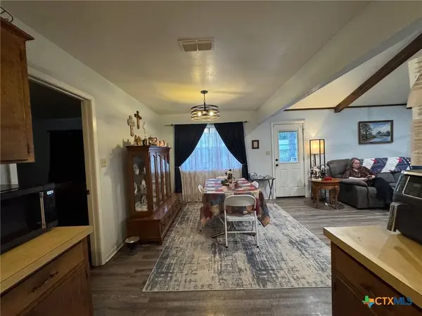 817 S Bell ST, Hamilton, TX 76531