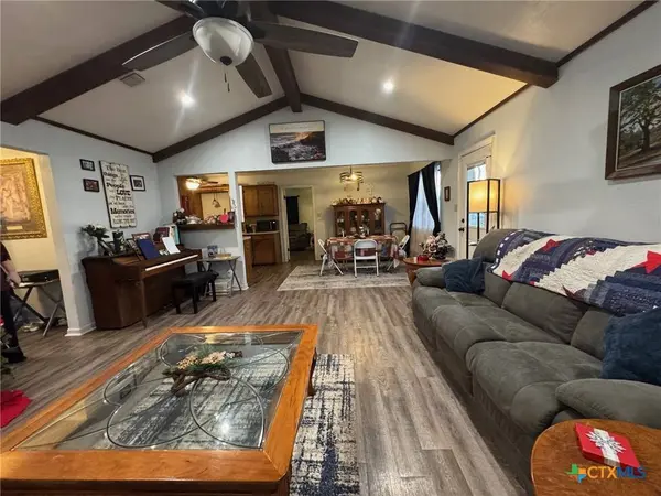 817 S Bell ST, Hamilton, TX 76531