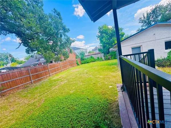 1012 E Main ST, Gatesville, TX 76528