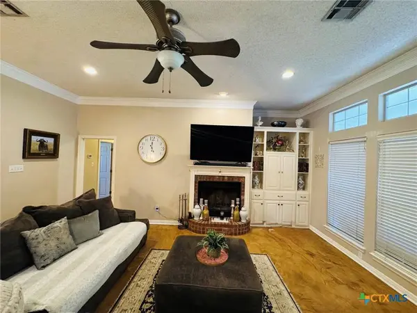 115 Oak Ridge RD, Gatesville, TX 76528