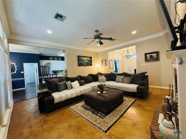115 Oak Ridge RD, Gatesville, TX 76528