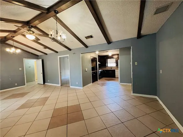 2405 Osage RD, Gatesville, TX 76528