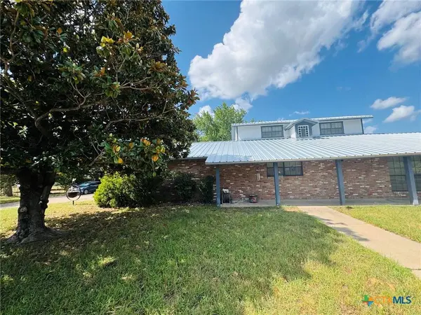 537 Virginia DR