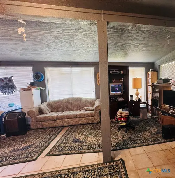 537 Virginia DR, Gatesville, TX 76528