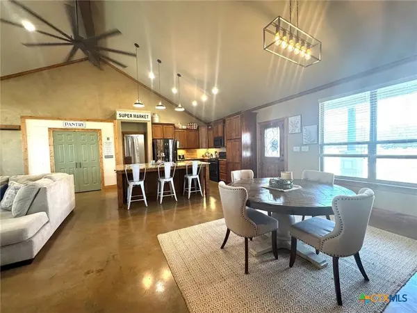516 Cedar Mountain RD, Gatesville, TX 76528